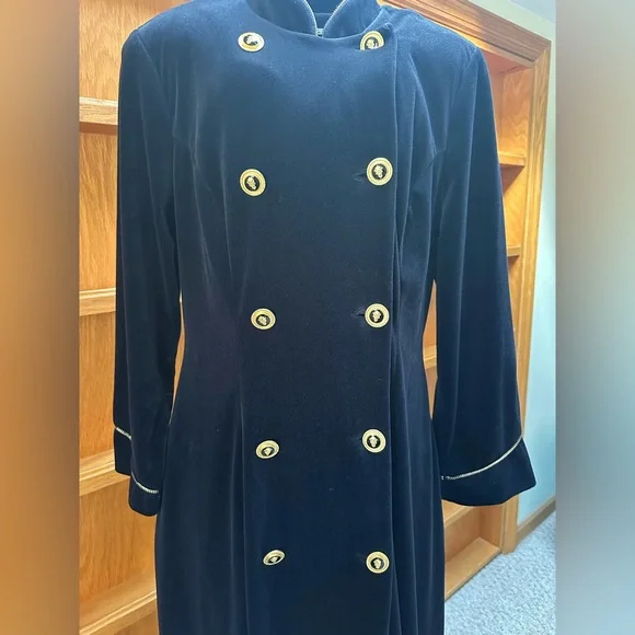 Vintage Saks Fifth Avenue Midnight Blue Velour Jacket with Gold Buttons